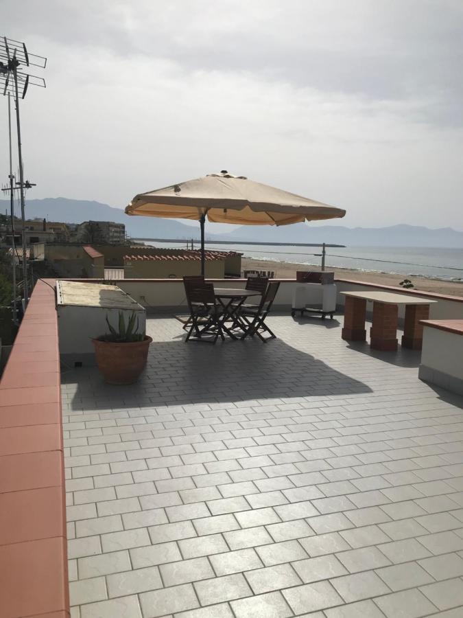 La casa sulla spiaggia Villa Balestrate Esterno foto